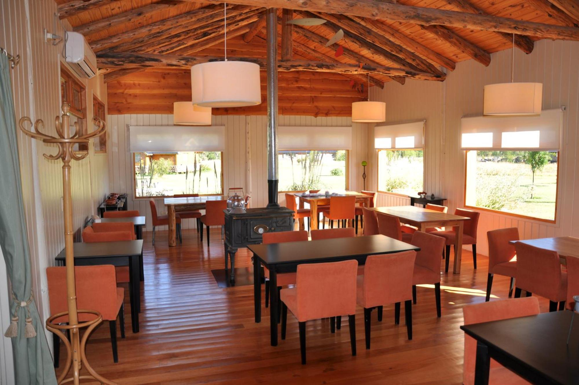 Hosteria Ruca Kitai Villa Lago Rivadavia 外观 照片